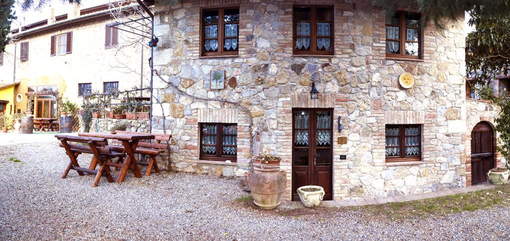 Agriturismo Il Noce Castiglione d'Orcia Exterior photo